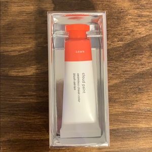 Glossier cloud paint